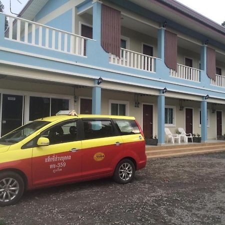 Appartamento Baan Kalaya Garden Ban Mai Esterno foto