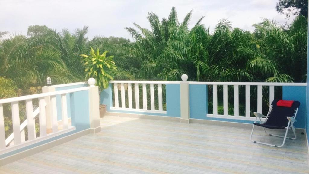 Appartamento Baan Kalaya Garden Ban Mai Esterno foto