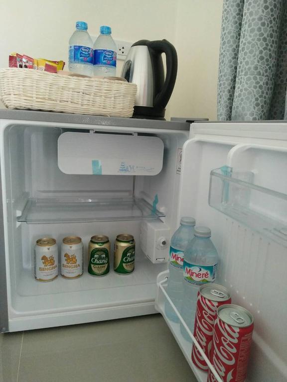Appartamento Baan Kalaya Garden Ban Mai Esterno foto