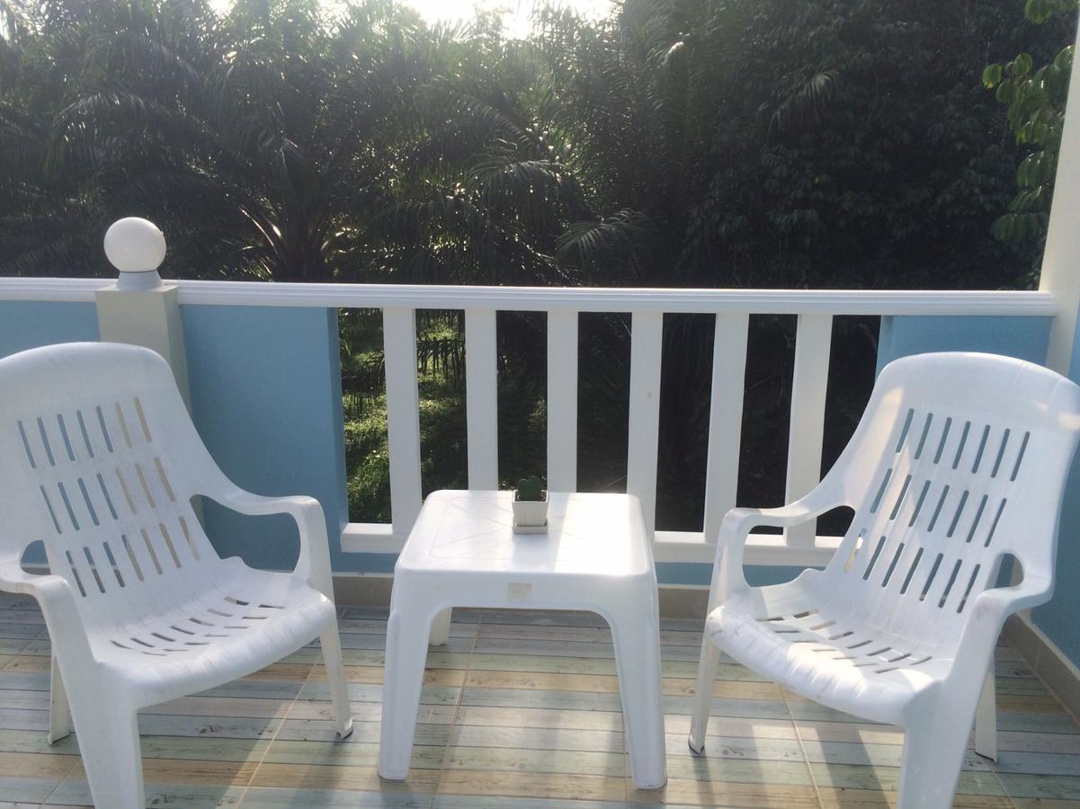 Appartamento Baan Kalaya Garden Ban Mai Esterno foto