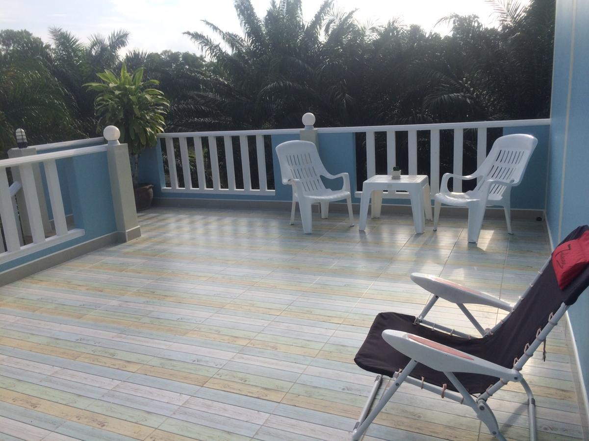 Appartamento Baan Kalaya Garden Ban Mai Esterno foto