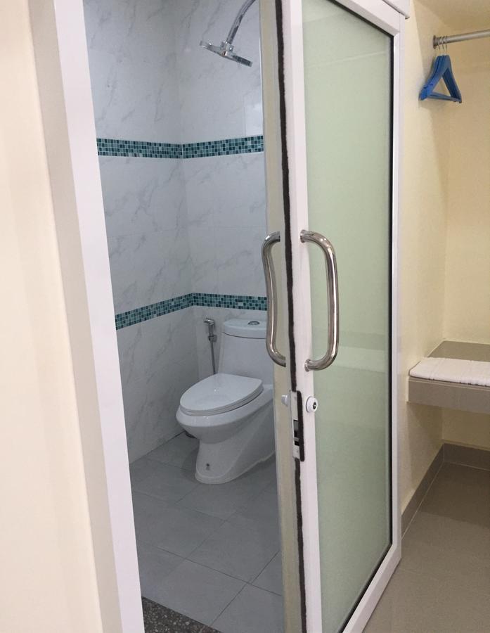 Appartamento Baan Kalaya Garden Ban Mai Esterno foto