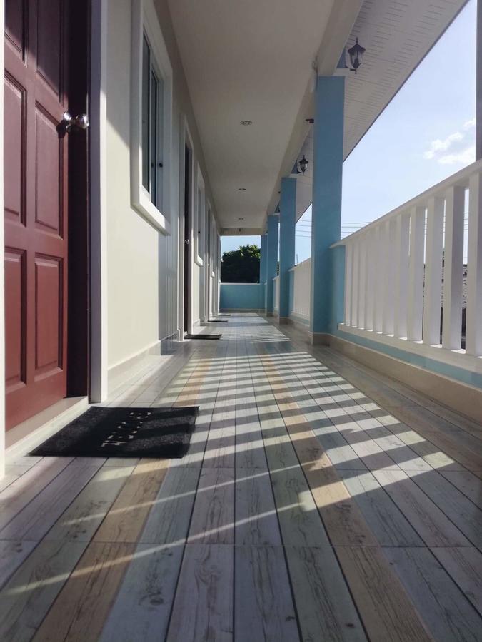 Appartamento Baan Kalaya Garden Ban Mai Esterno foto